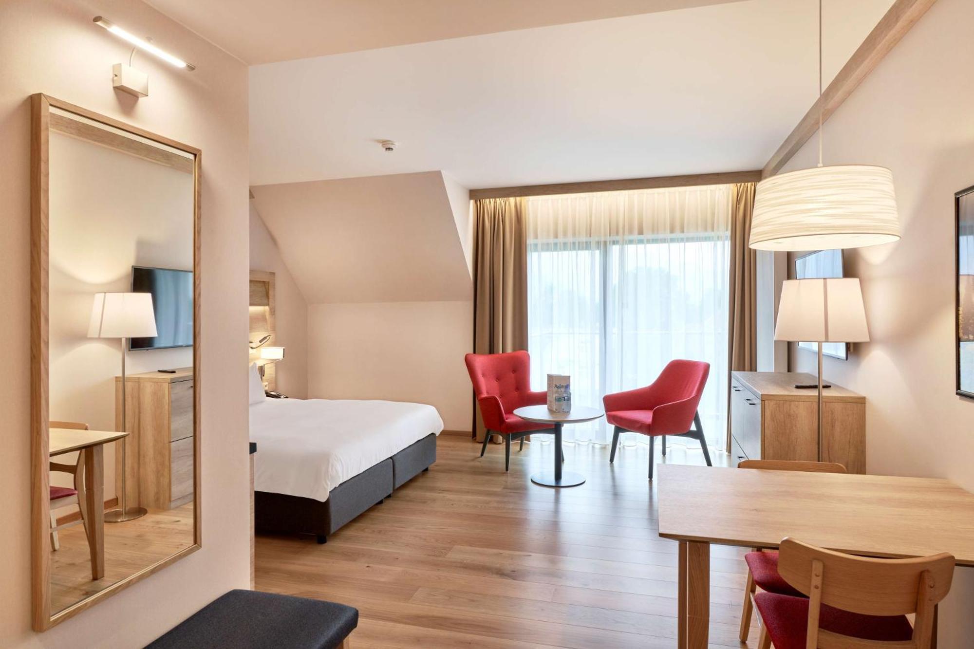 Radisson Blu Hotel&Residences Zakopane Exterior foto A room at the Hotel de la Ville