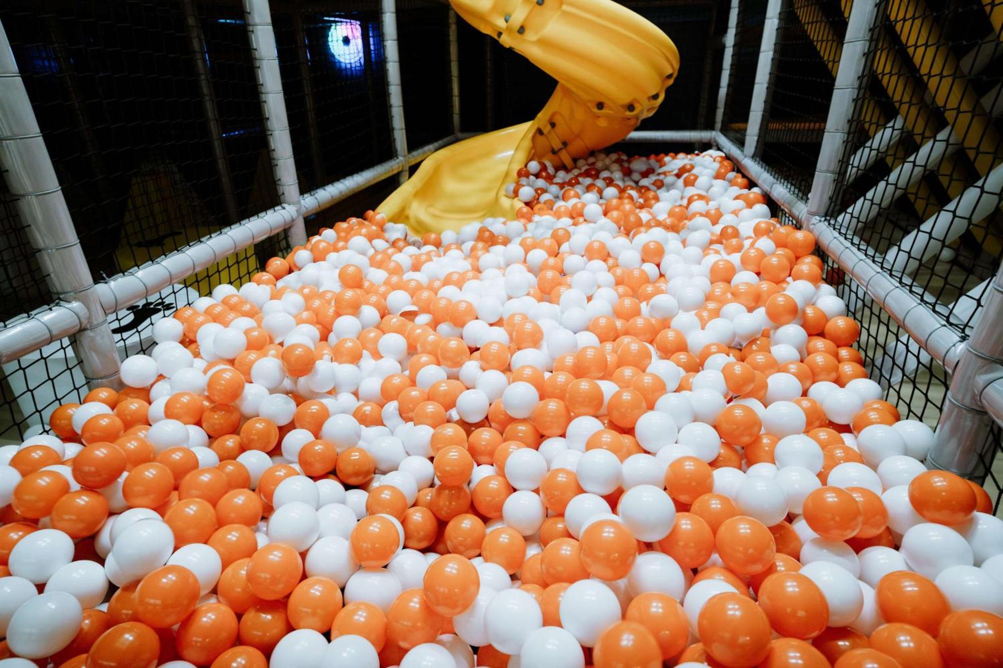 Radisson Blu Hotel&Residences Zakopane Exterior foto A ball pit